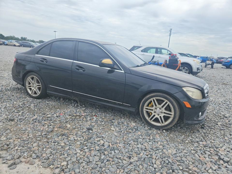 2009 Mercedes-benz C class VIN WDDGF56XX9F230224 COPART salvage auction — MINOR DENT/SCRATCHES, FL - CERTIFICATE OF TITLE, sold $300 on 2026-08-17 (photo 4)
