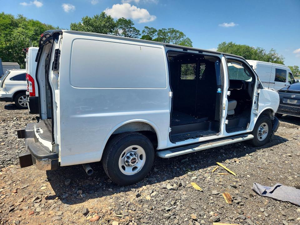 2025 Gmc Savana VIN 1GTW7AFP2S1224304 COPART salvage auction — FRONT END, Az - Certificate Of Title (P), sold $7,600 on 2026-08-13 (photo 3)