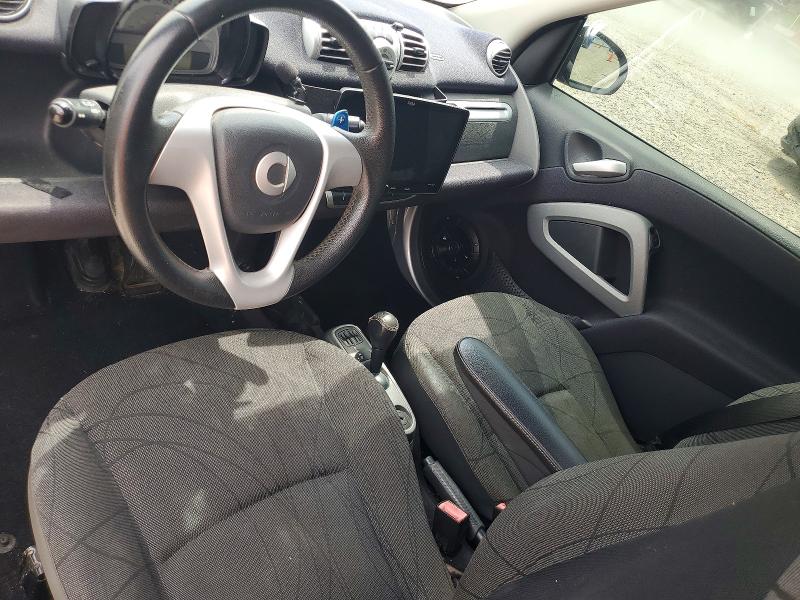 2013 Smart Fortwo VIN WMEEJ3BA2DK688749 COPART salvage auction — MINOR DENT/SCRATCHES, Ga - Dealer Only Salvage Title, sold $250 on 2026-08-21 (photo 8)