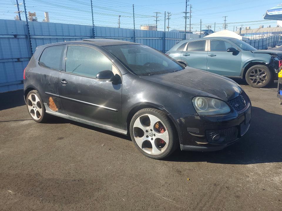2008 Volkswagen Gti VIN WVWFV71KX8W252402 COPART salvage auction — SIDE, Ca - Dis/Dlr/Exp Only Clean Title, sold $1,000 on 2026-08-19 (photo 4)