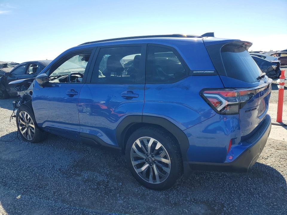 2025 Subaru Forester VIN JF2SLSTD7SH448509 COPART salvage auction — FRONT END, CA - SALVAGE CERTIFICATE, sold $12,200 on 2026-08-25 (photo 2)