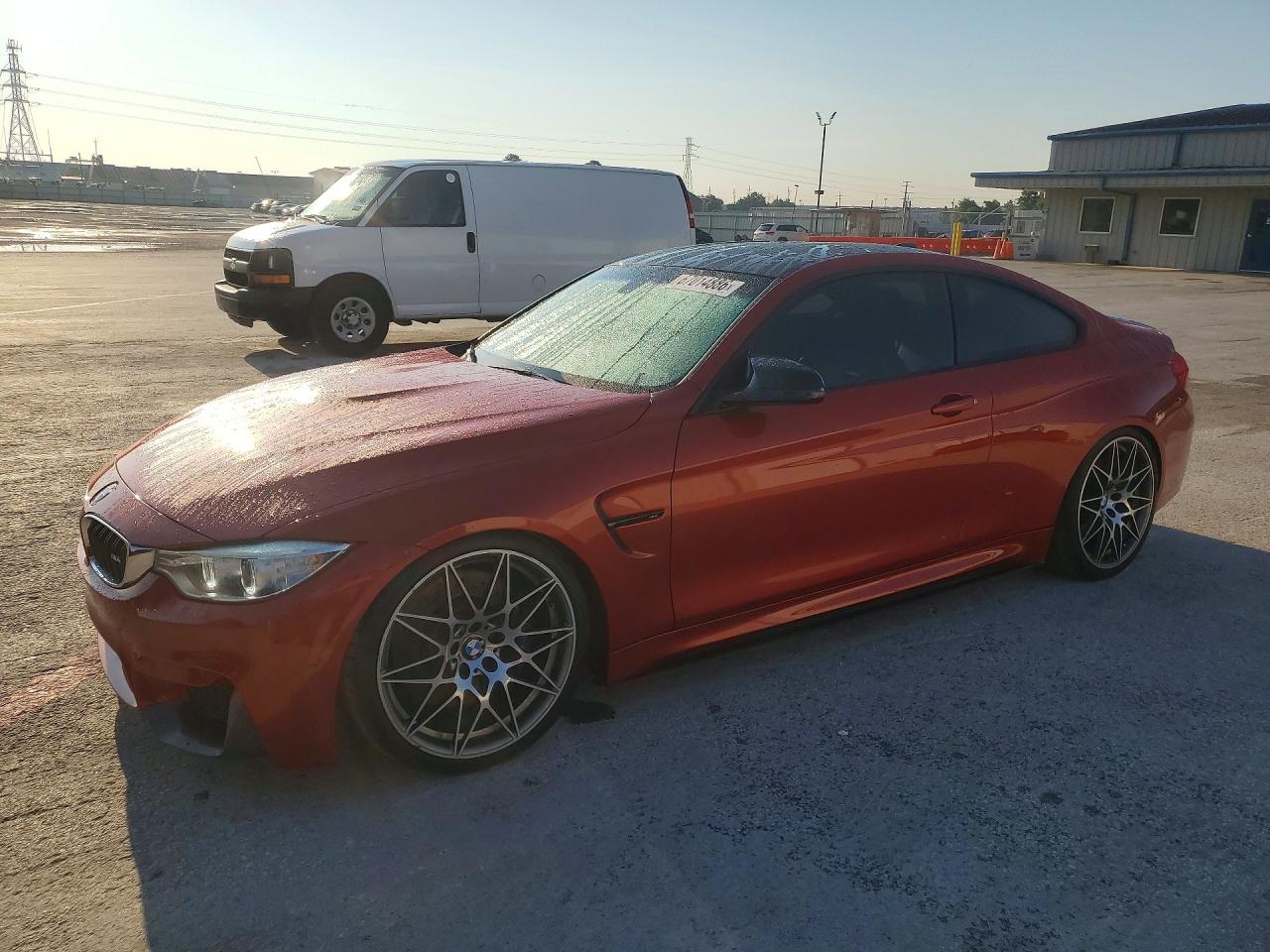 2017 BMW M4 VIN WBS3R9C57HK709337 — COPART salvage auction photo