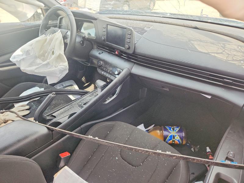 2025 Hyundai Elantra VIN KMHLM4DG2SU876883 COPART salvage auction — ROLLOVER, Il - Certificate Of Title, sold $900 on 2026-09-08 (photo 8)