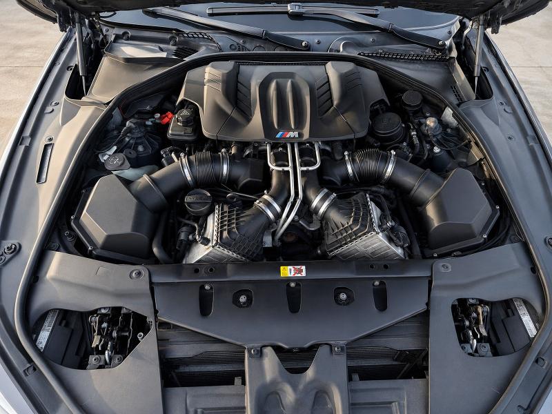 2013 BMW M6 VIN WBSLX9C57DC968579 COPART salvage auction — MINOR DENT/SCRATCHES, Ok - Certificate Of Title (P), sold $9,300 on 2026-09-03 (photo 7)