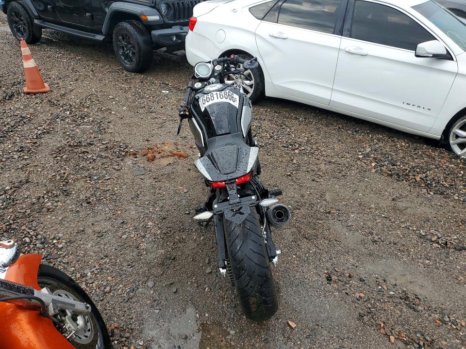 2024 Cf moto 700 cl-x VIN LCEPEWLD2R6000092 COPART salvage auction — SIDE, GA - CERT OF TITLE-SALVAGE, sold $1,200 on 2026-10-15 (photo 4)