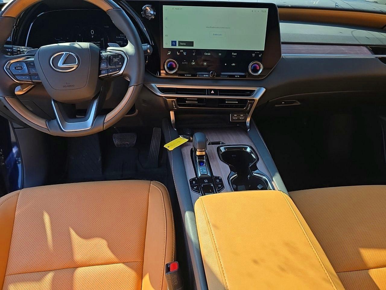 2025 Lexus Rx VIN 2T2BAMCA4SC109342 COPART salvage auction — Front End, NJ - CERT OF TITLE-SALVAGE, sold $23,900 on 2026-08-21 (photo 8)
