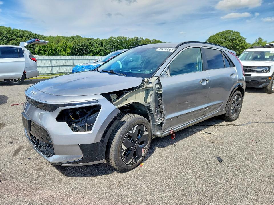 2023 Kia Niro VIN KNDCR3L12P5075479 — COPART salvage auction photo