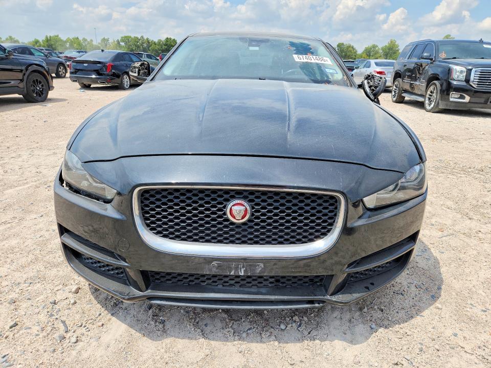 2017 Jaguar Xe VIN SAJAD4BVXHA971913 COPART salvage auction — FRONT END, TX - CERT OF TITLE-REBUILT SALVAGE, sold $1,150 on 2026-09-04 (photo 5)