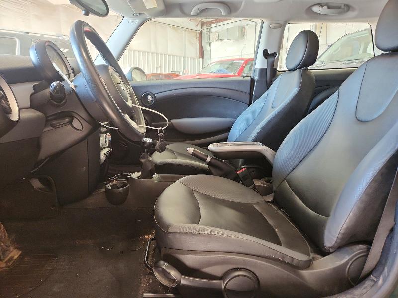 2008 Mini Cooper VIN WMWMF33588TU68705 COPART salvage auction — HAIL, Wi - Junked Vehicle Bill Of Sale, sold $525 on 2026-08-24 (photo 7)