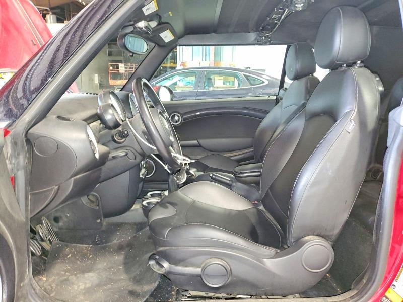 2014 Mini Cooper VIN WMWZP3C57ET298190 COPART salvage auction — NORMAL WEAR, Salvage Title, sold $2,150 on 2026-09-02 (photo 7)