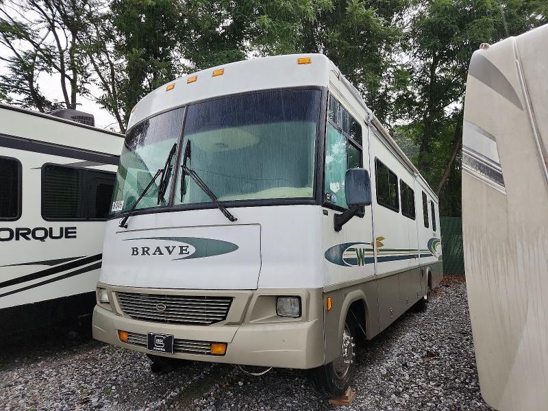 2002 Winnebago Brave VIN 1FCNF53S820A06050 COPART salvage auction — WATER/FLOOD, PA - CERT OF SALVAGE-W=FLOOD VEH, sold $6,600 on 2026-09-24 (photo 2)