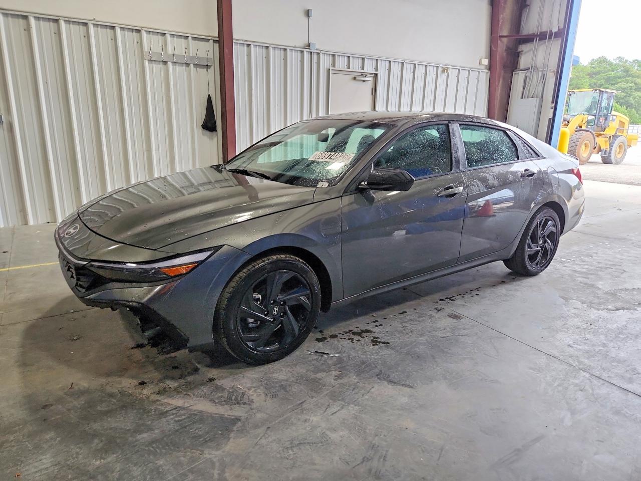 2026 Hyundai Elantra VIN KMHLM4DG5TU201319 — COPART salvage auction photo