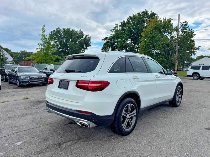 2017 Mercedes-benz Glc class VIN WDC0G4KB9HF121131 COPART salvage auction — NORMAL WEAR, NJ - CERTIFICATE OF TITLE (P), sold $9,800 on 2026-08-12 (photo 4)