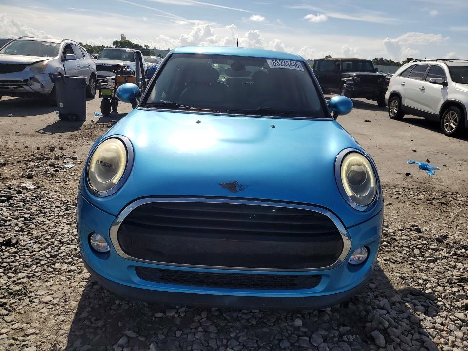 2016 Mini Cooper VIN WMWXU1C56G2D08658 COPART salvage auction — SIDE, Fl - Cert Of Title Slvg Rebuildable, sold $400 on 2026-08-12 (photo 5)