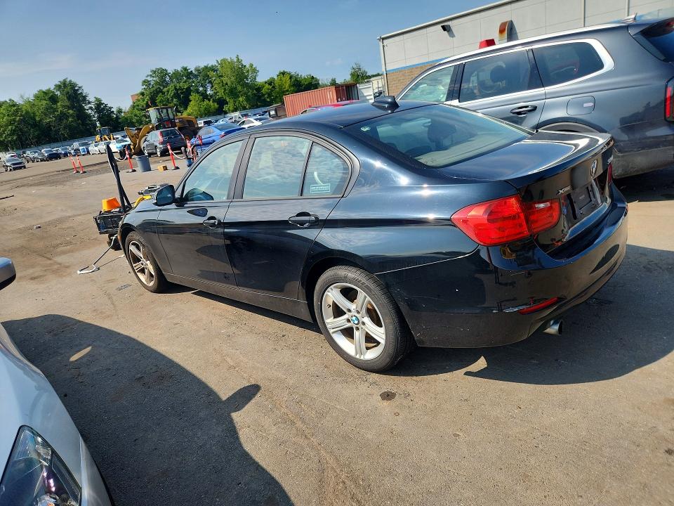 2014 BMW 3 series VIN WBA3C3C57EF985167 COPART salvage auction — WATER/FLOOD, CT - CERT OF TITLE-SALVAGE, sold $525 on 2026-08-14 (photo 2)