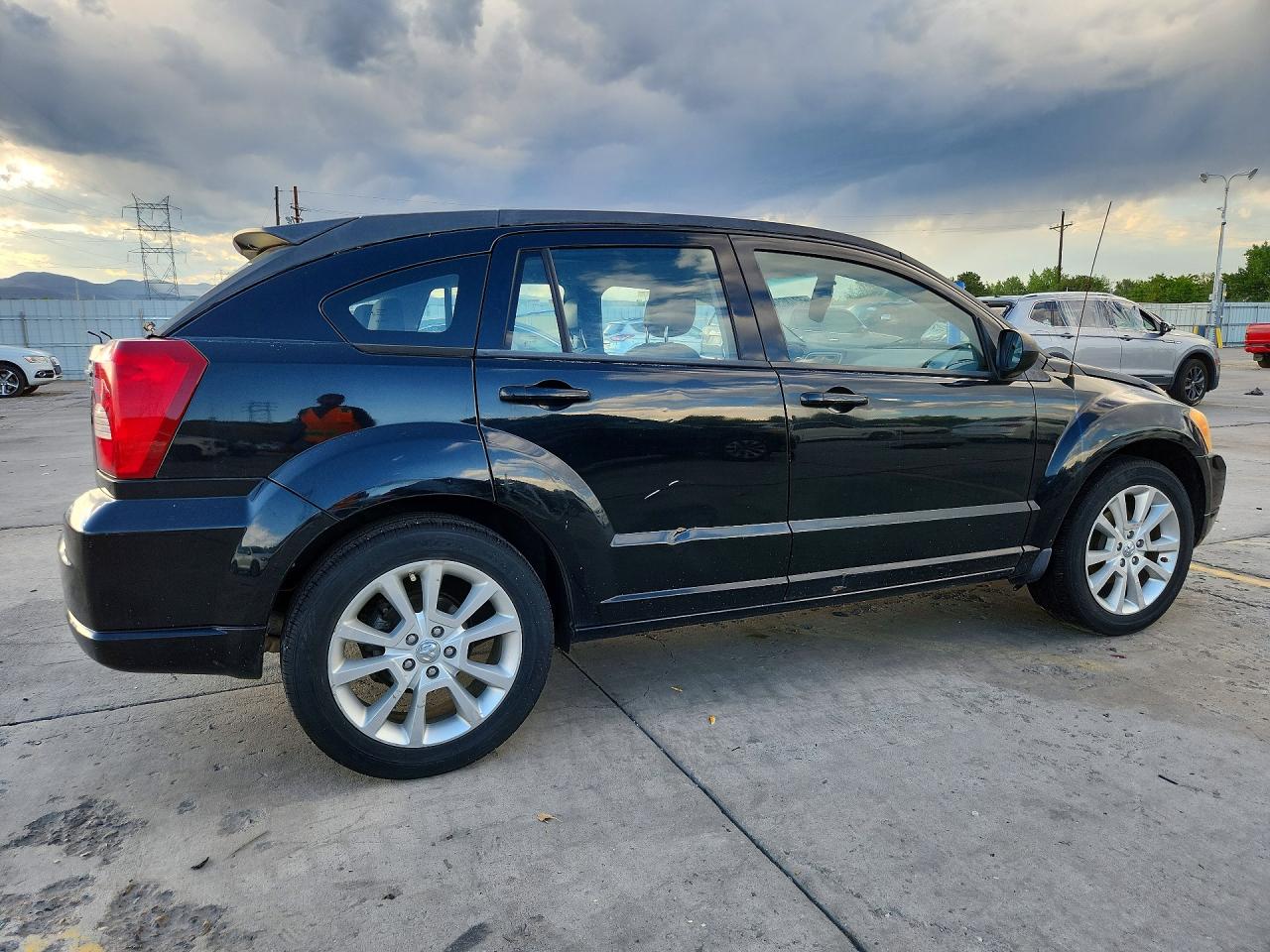 2012 Dodge Caliber VIN 1C3CDWEA1CD529562 COPART salvage auction — Side, Ct - Clean Title, sold $325 on 2026-09-04 (photo 3)