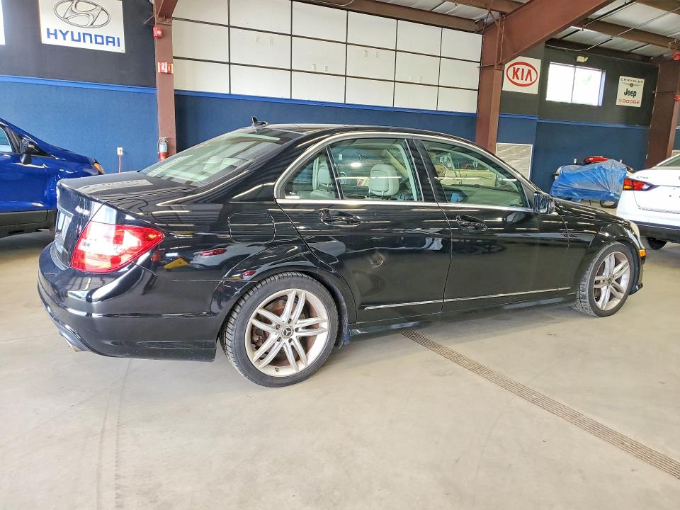 2012 Mercedes-benz C class VIN WDDGF8BB2CA704943 COPART salvage auction — MECHANICAL, CT - CERTIFICATE OF TITLE, sold $475 on 2026-08-20 (photo 3)