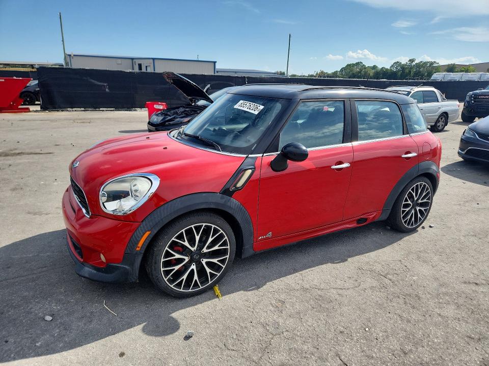 2014 Mini Cooper VIN WMWXD1C56EWL99644 COPART salvage auction — MINOR DENT/SCRATCHES, Fl - Certificate Of Title, sold $2,100 on 2026-09-03 (photo 1)