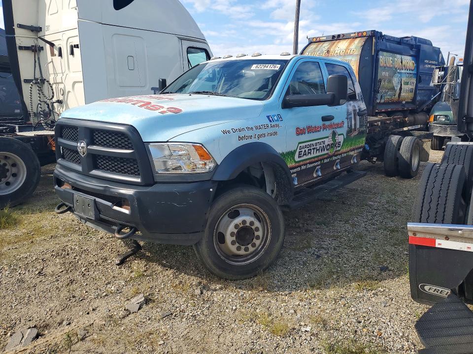 2018 Ram 5500 VIN 3C7WRNFL1JG352096 — COPART salvage auction photo