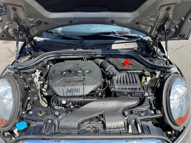 2018 Mini Cooper VIN WMWXU1C51J2F79425 COPART salvage auction — MINOR DENT/SCRATCHES, Ma - Certificate Of Title, sold $3,800 on 2026-09-03 (photo 8)