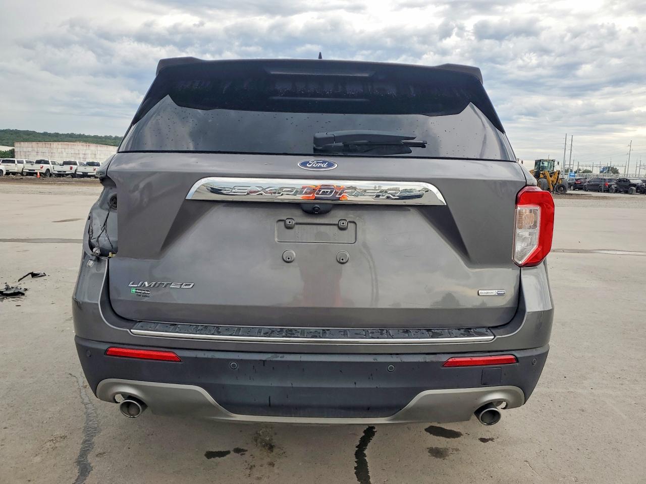 2021 Ford Explorer VIN 1FMSK8FH2MGB03850 COPART salvage auction — Side, Ct - Clean Title, sold $7,100 on 2026-10-09 (photo 6)