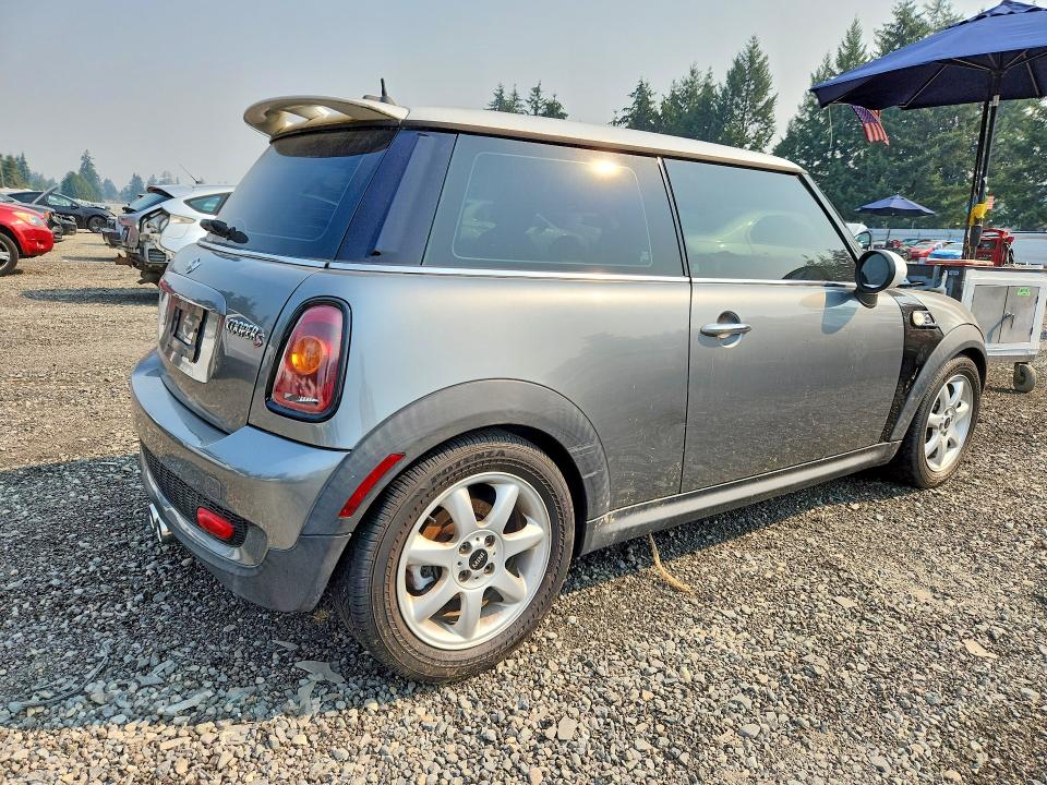 2007 Mini Cooper VIN WMWMF73557TL85058 COPART salvage auction — FRONT END, Wa - Vehicle Cert Of Ownership-Titl, sold $100 on 2026-08-07 (photo 3)