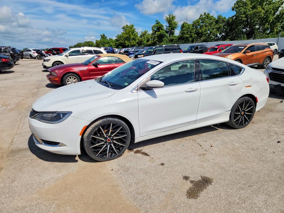 2015 Chrysler 200 VIN 1C3CCCAB9FN720838 COPART salvage auction — SIDE, MO - SALVAGE CERTIFICATE OF TITLE (P), sold $400 on 2026-09-11 (photo 1)
