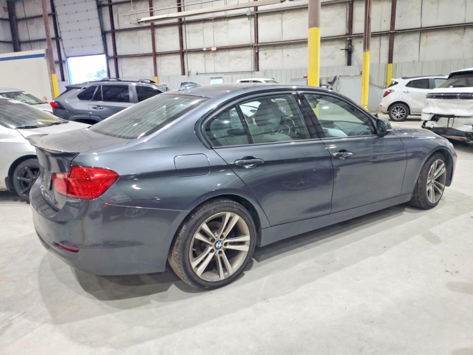 2013 BMW 3er VIN WBA3B3C50DF538987 COPART salvage auction — MECHANICAL, Ky - Certificate Of Title, sold $300 on 2026-08-19 (photo 3)