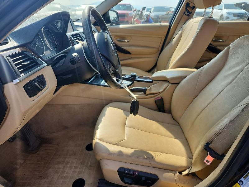 2013 BMW 3er VIN WBA3B5C50DF590776 COPART salvage auction — NORMAL WEAR, Mt - Certificate Of Title, sold $3,150 on 2026-08-11 (photo 7)