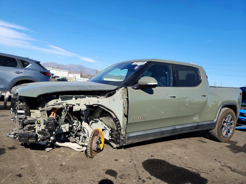 2022 Rivian R1t VIN 7FCTGAAL5NN001186 — COPART salvage auction photo