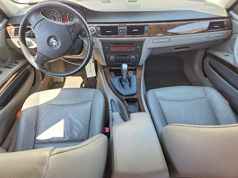 2007 BMW 3er VIN WBAVC93587KX55515 COPART salvage auction — MINOR DENT/SCRATCHES, Co - Certificate Of Title, sold $225 on 2026-09-08 (photo 8)