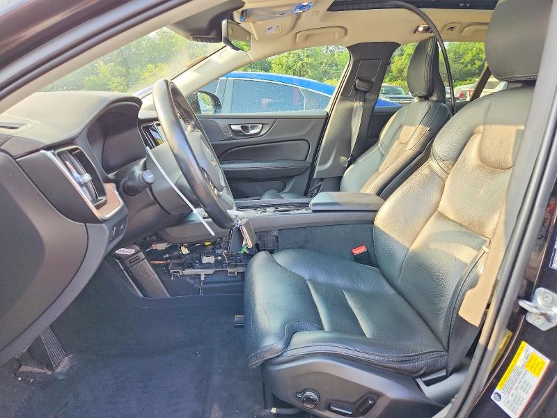 2020 Volvo V60 cross country VIN YV4102WK9L1034264 COPART salvage auction — WATER/FLOOD, Ny - Flood Salvage, sold $4,600 on 2026-08-18 (photo 7)