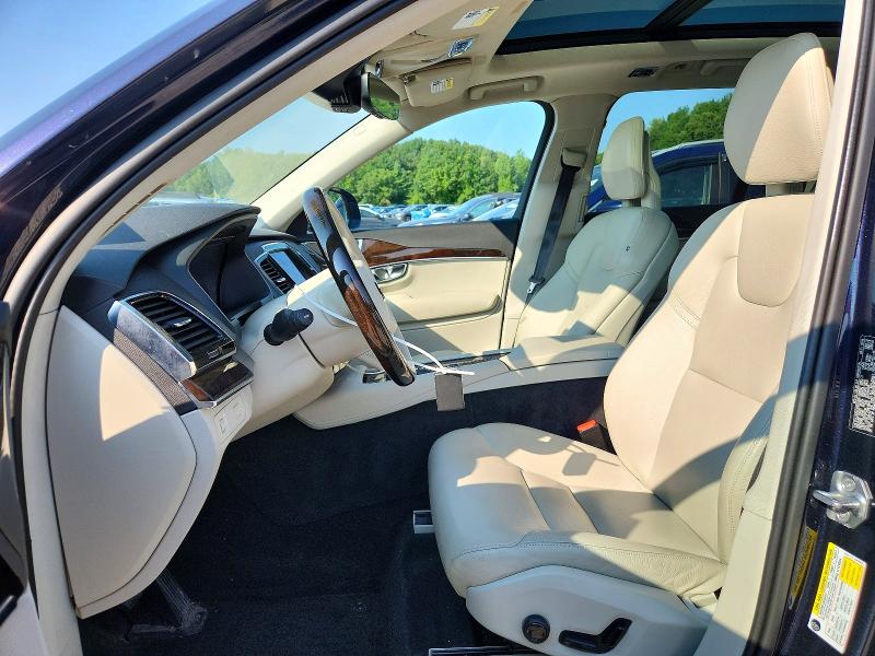 2016 Volvo Xc90 VIN YV4A22PK7G1075328 COPART salvage auction — UNKNOWN, Ma - Cert Of Title-Reconstrctd Coll, sold $7,300 on 2026-08-19 (photo 7)