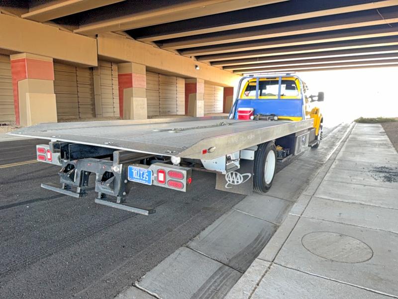 2018 Ford F650-f750 VIN 1FDWX6DE3JDF06832 COPART salvage auction — MINOR DENT/SCRATCHES, Az - Certificate Of Title (P), sold $6,400 on 2026-08-31 (photo 4)