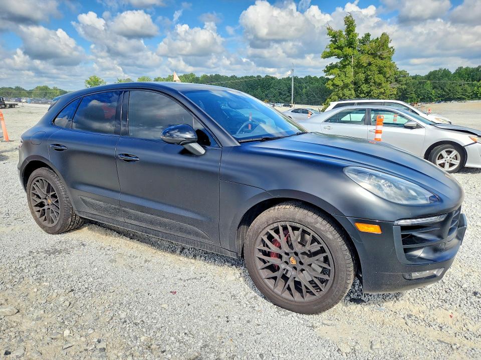 2017 Porsche Macan VIN WP1AG2A54HLB53754 COPART salvage auction — MINOR DENT/SCRATCHES, Ga - Certificate Of Title, sold $10,000 on 2026-08-17 (photo 4)