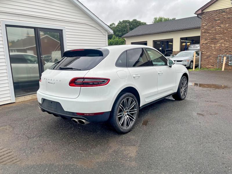 2015 Porsche Macan VIN WP1AB2A59FLB63160 COPART salvage auction — MINOR DENT/SCRATCHES, Mi - Certificate Of Title (P), sold $8,700 on 2026-08-10 (photo 3)