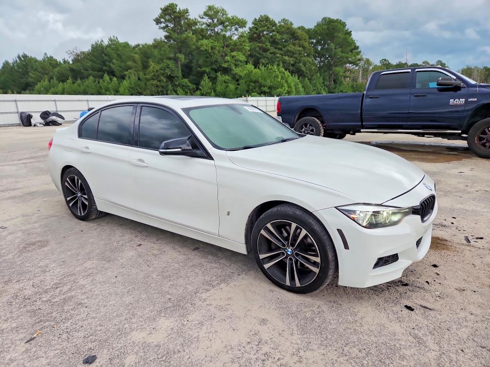 2018 BMW 3er VIN WBA8E1C59JA755934 COPART salvage auction — MINOR DENT/SCRATCHES, Sc - Cert Of Title-Salvage Rebuilt, sold $6,500 on 2026-08-20 (photo 4)