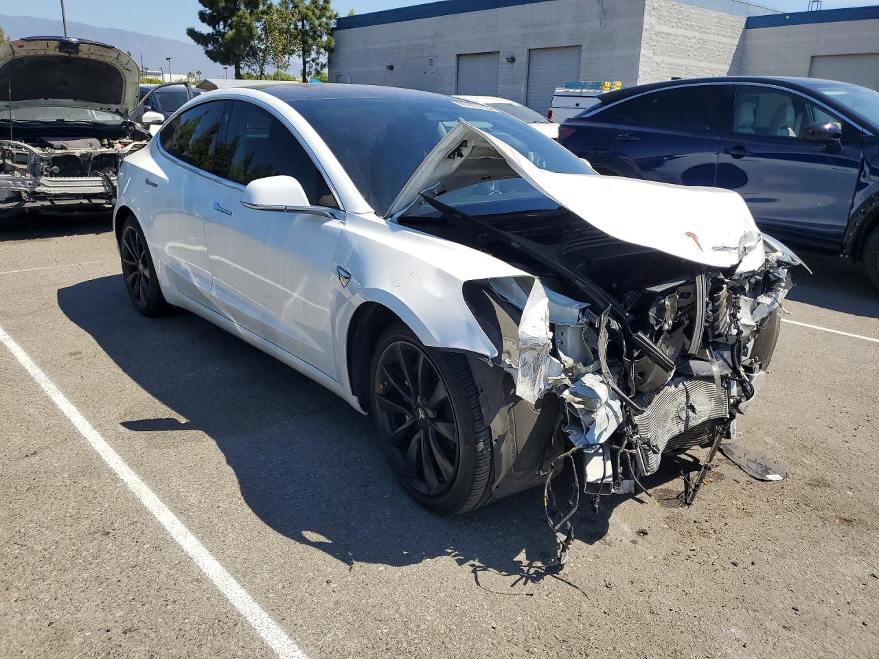 2018 Tesla Model 3 VIN 5YJ3E1EA2JF038726 COPART salvage auction — Front End, CA - SALVAGE CERTIFICATE, sold $2,650 on 2026-09-03 (photo 4)