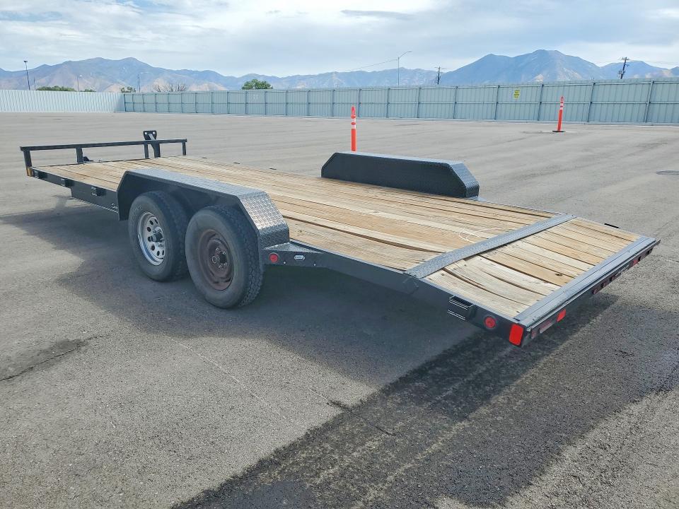 2026 East Texas Equipment VIN 58SBM202XTE047733 COPART salvage auction — NORMAL WEAR, TN - CERTIFICATE OF TITLE, sold $3,000 on 2026-09-15 (photo 2)