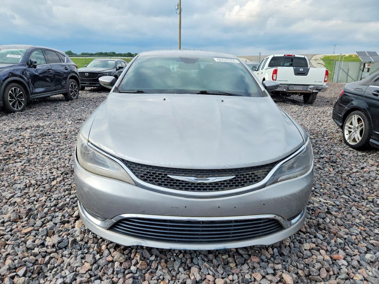 2015 Chrysler 200 VIN 1C3CCCBB2FN559716 COPART salvage auction — Side, IN - CERT OF TITLE - REBUILT VEHICL, sold $1,600 on 2026-09-11 (photo 5)