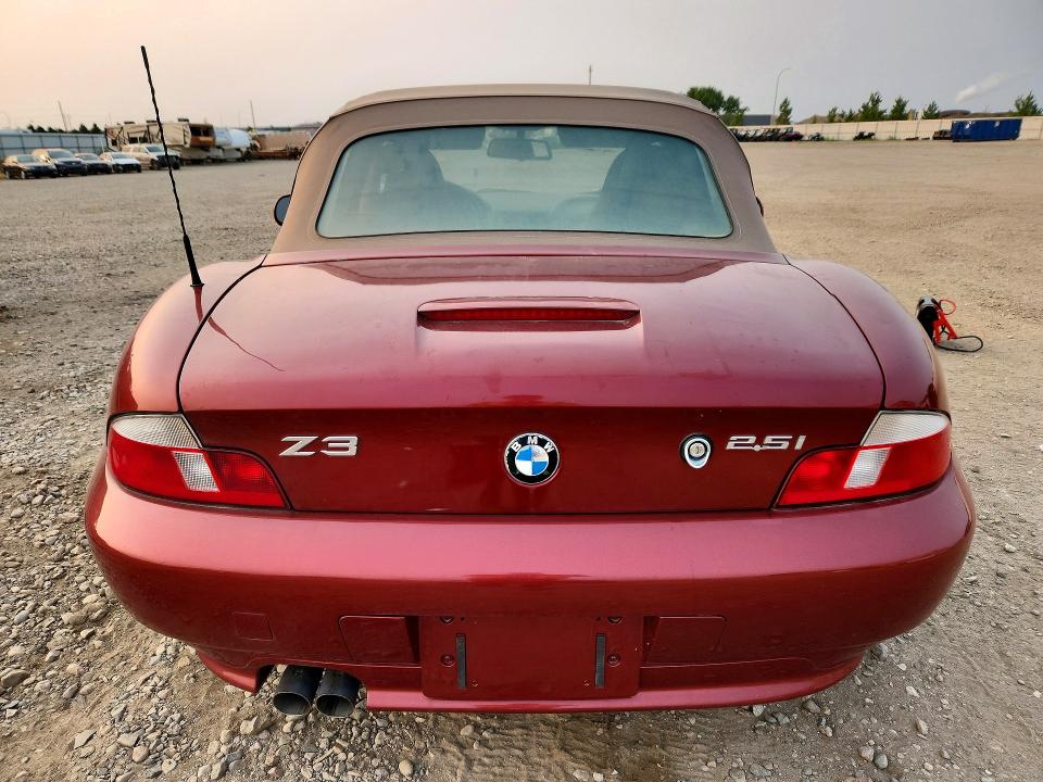 2001 BMW Z3 VIN WBACN33451LM01555 COPART salvage auction — FRONT END, Mt - Certificate Of Title, sold $1,300 on 2026-08-17 (photo 6)