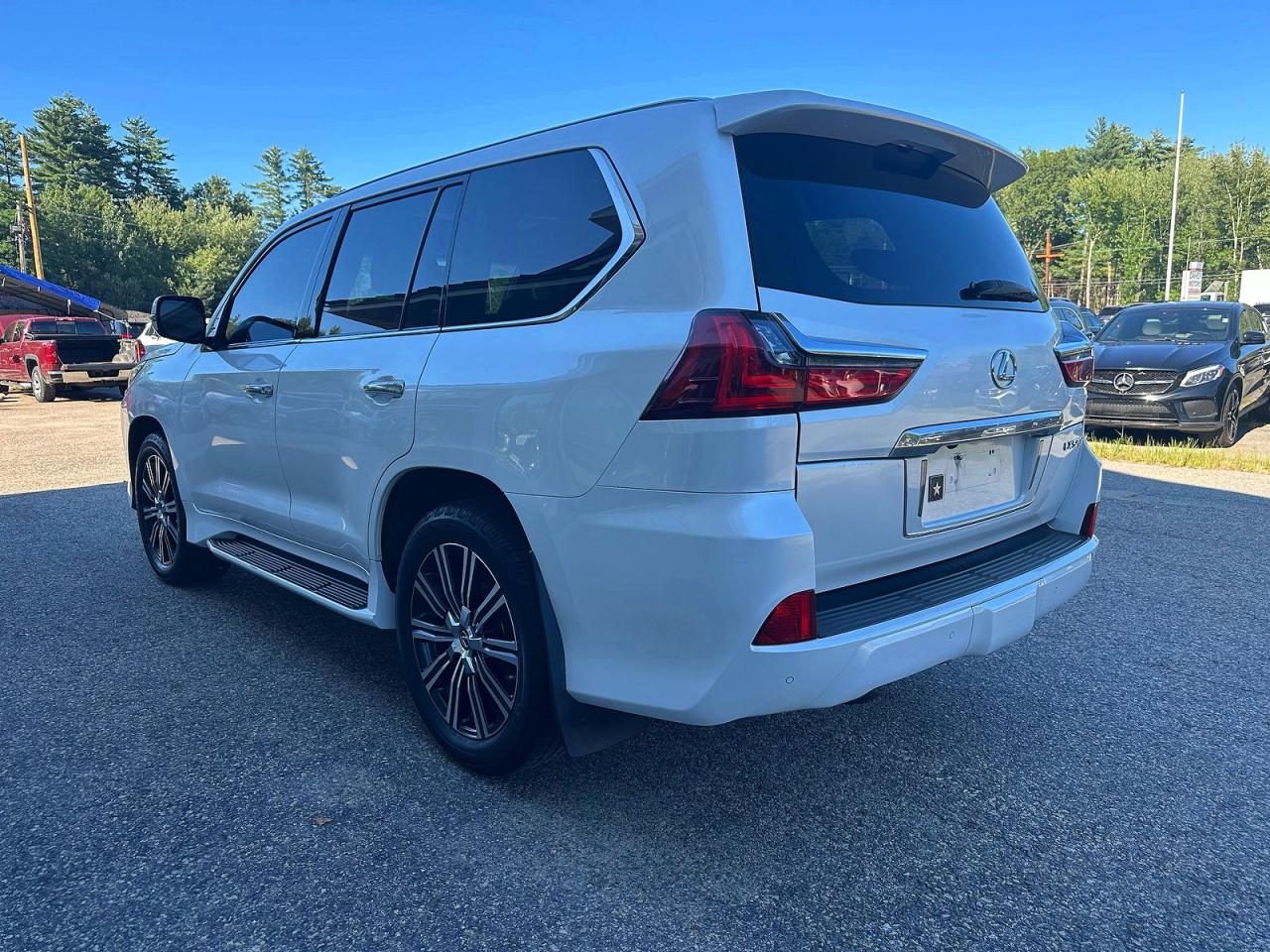 2018 Lexus Lx570 VIN JTJHY7AX8J4264042 COPART salvage auction — Minor Dent/Scratches, NY - CERTIFICATE OF TITLE (P), sold $46,000 on 2026-08-07 (photo 3)