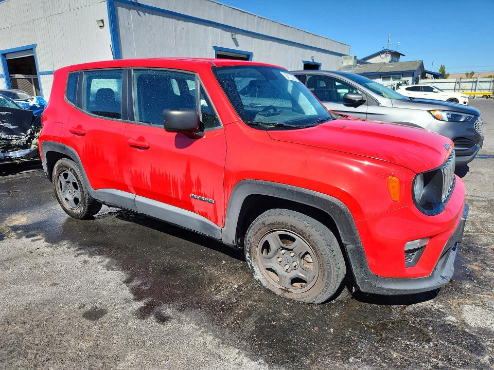 2020 Jeep Renegade VIN ZACNJAAB6LPL13719 COPART salvage auction — MINOR DENT/SCRATCHES, NV - CERTIFICATE OF TITLE, sold $4,150 on 2026-08-20 (photo 4)