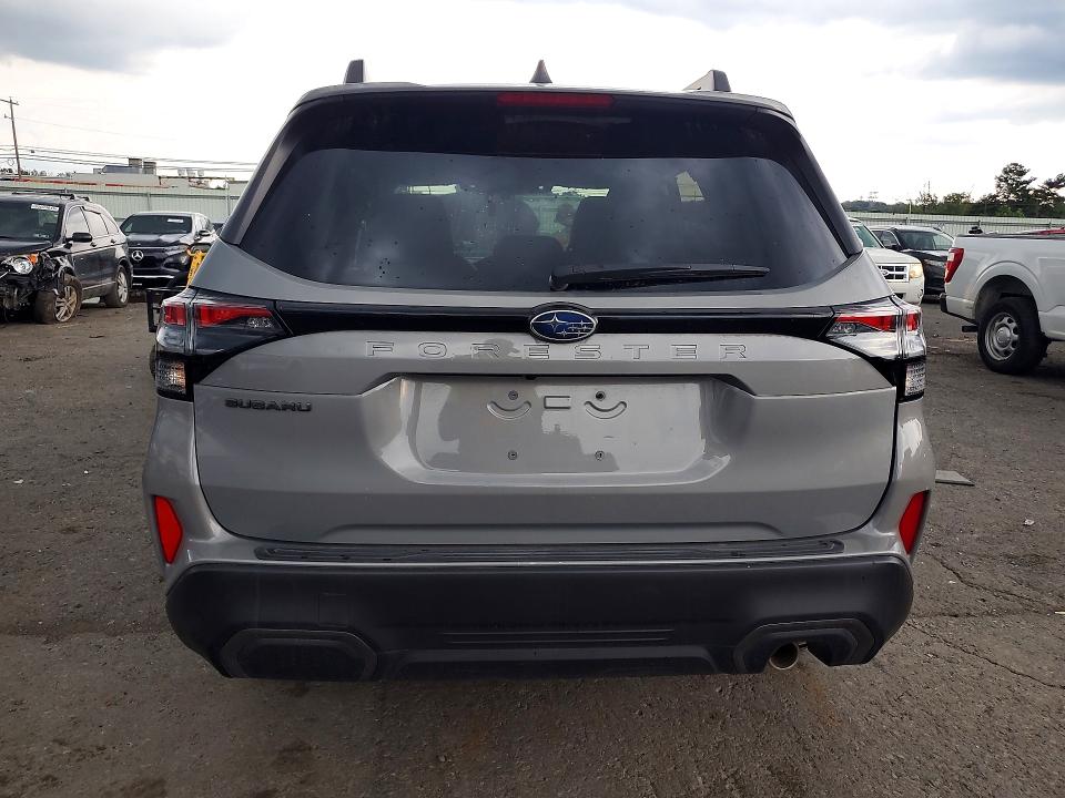 2025 Subaru Forester VIN JF2SLDNC8SH565340 COPART salvage auction — SIDE, PA - CERTIFICATE OF SALVAGE, sold $5,000 on 2026-08-28 (photo 6)