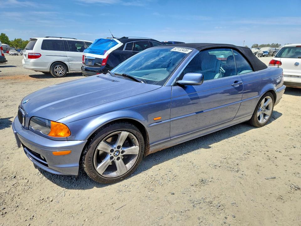 2002 BMW 3 series VIN WBABS33472JY42427 COPART salvage auction — MINOR DENT/SCRATCHES, CA - DIS/DLR/EXP ONLY CLEAN TITLE, sold $675 on 2026-08-11 (photo 1)