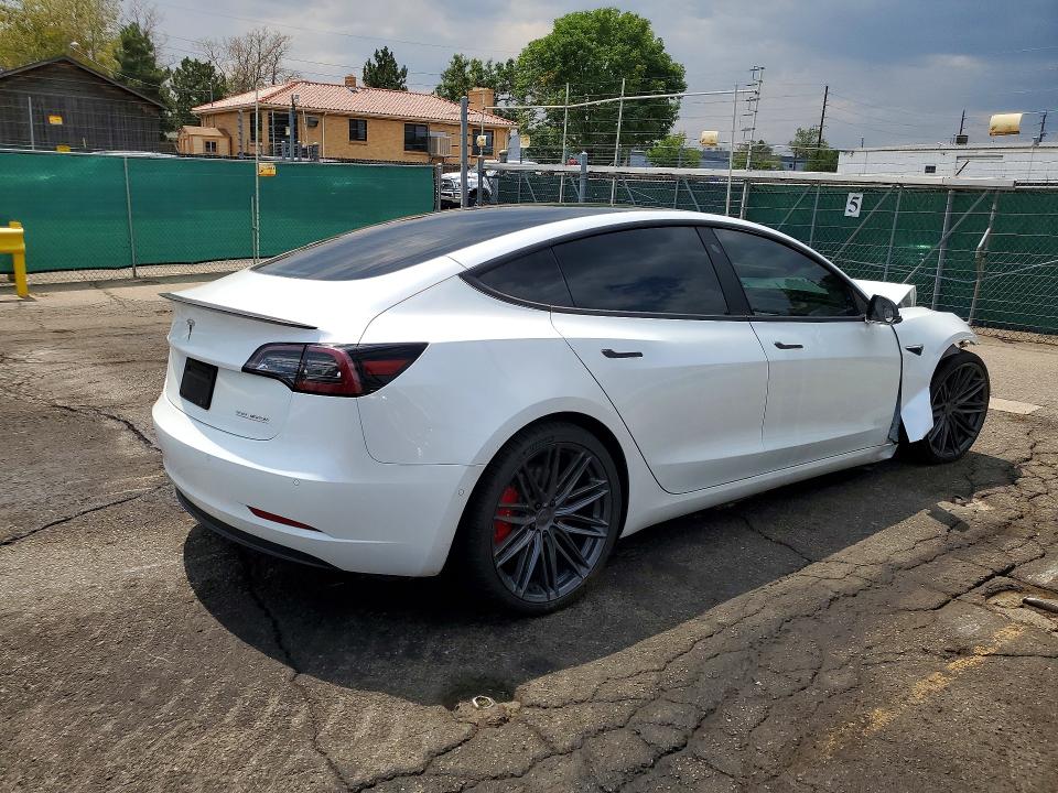 2020 Tesla Model 3 VIN 5YJ3E1EC8LF642138 COPART salvage auction — FRONT END, Co - Certificate Of Title, sold $750 on 2026-08-27 (photo 3)