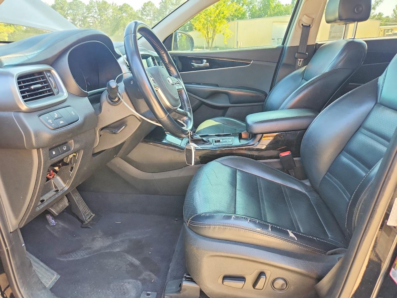 2020 Kia Sorento VIN 5XYPHDA54LG666429 COPART salvage auction — Minor Dent/Scratches, NC - CERTIFICATE OF TITLE (P), sold $4,950 on 2026-09-09 (photo 7)