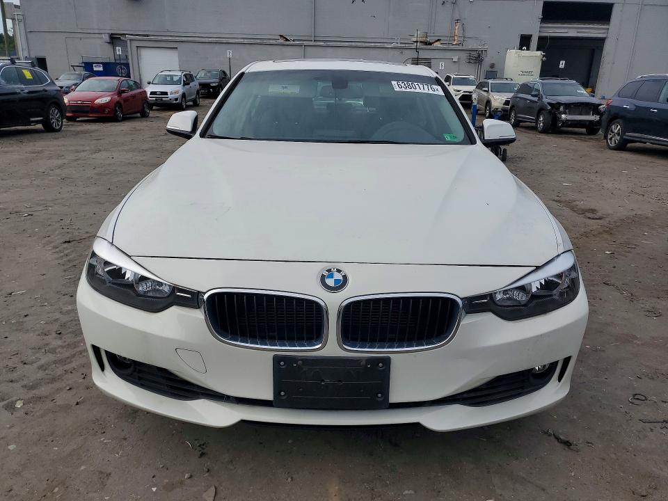 2014 BMW 3er VIN WBA3B5C53EP543379 COPART salvage auction — MECHANICAL, VA - CERTIFICATE OF TITLE, sold $575 on 2026-08-26 (photo 5)