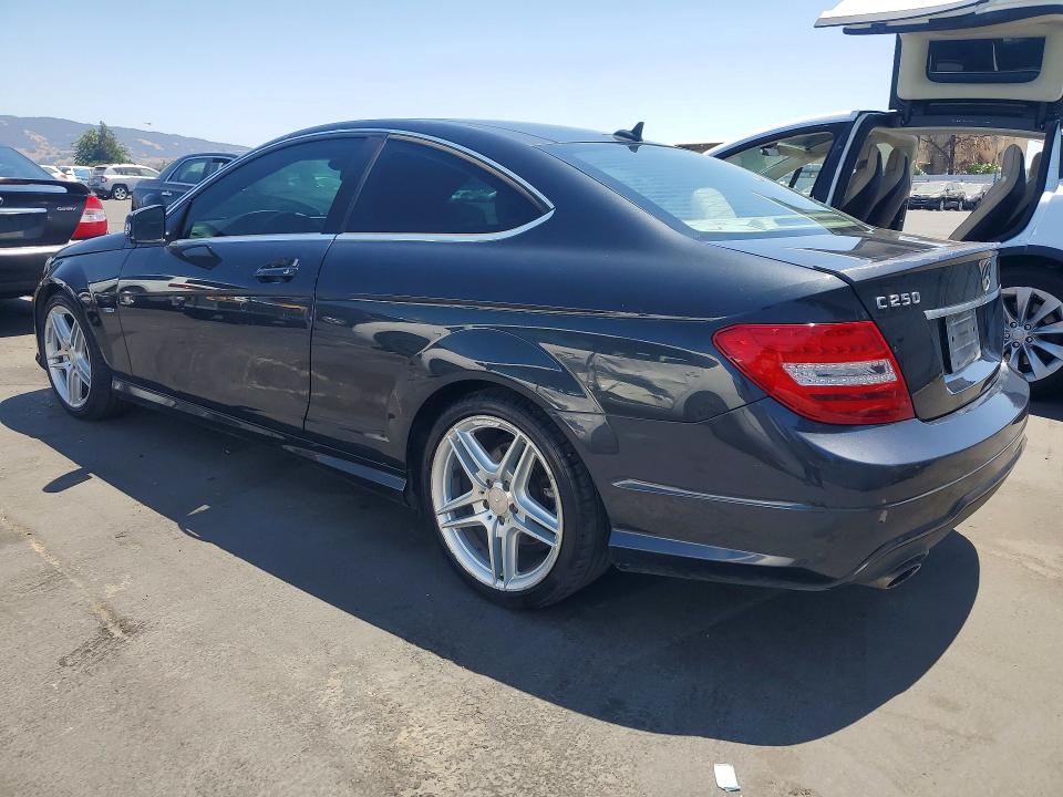 2012 Mercedes-benz C class VIN WDDGJ4HB9CF932455 COPART salvage auction — SIDE, CA - DIS/DLR/EXP ONLY LIEN PAPERS, sold $525 on 2026-08-13 (photo 2)