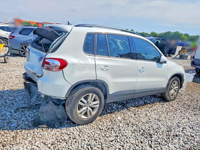 2016 Volkswagen Tiguan VIN WVGBV7AX6GW513562 COPART salvage auction — REAR END, Oh - Cert Of Title-Salvage, sold $1,100 on 2026-08-18 (photo 3)